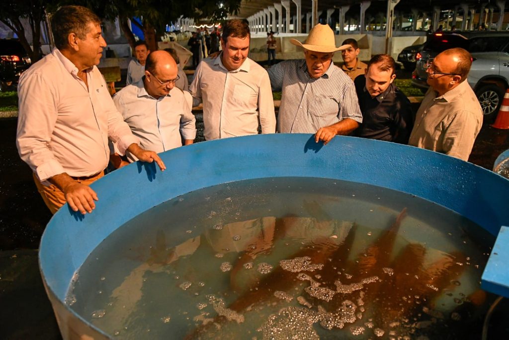 Em Dourados, Governo de MS valoriza setor agropecuário e garante obras de infraestrutura Em Dourados, Governo de MS valoriza setor agropecuário e garante obras de infraestrutura