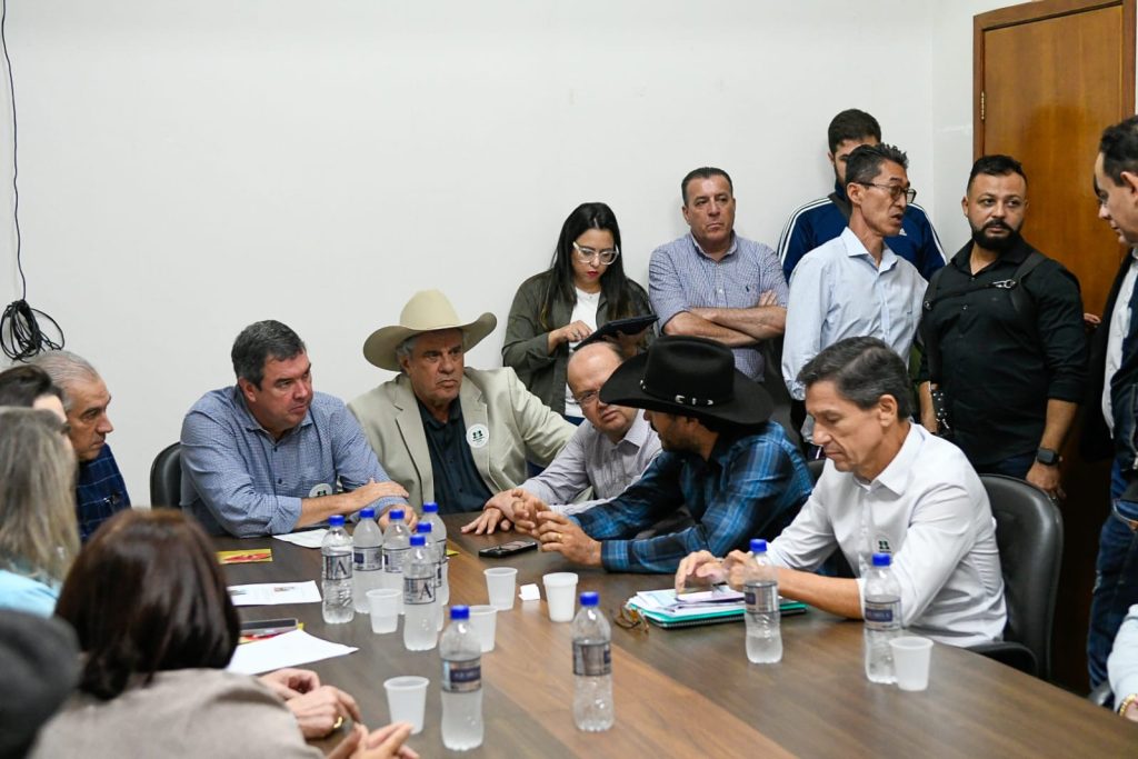 Em Dourados, Governo de MS valoriza setor agropecuário e garante obras de infraestrutura Em Dourados, Governo de MS valoriza setor agropecuário e garante obras de infraestrutura