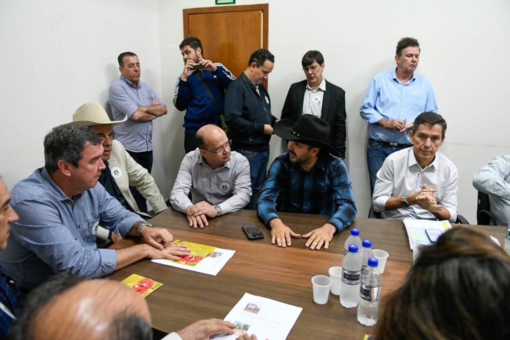 Em Dourados, Governo de MS valoriza setor agropecuário e garante obras de infraestrutura Em Dourados, Governo de MS valoriza setor agropecuário e garante obras de infraestrutura