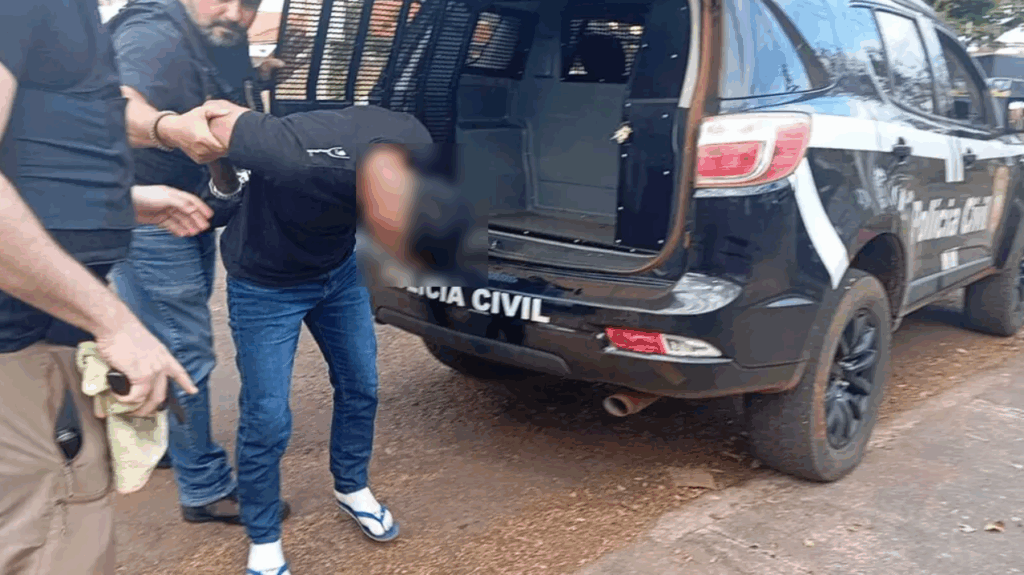 Presa em churrasco, dupla que atirou em boate tem dívidas com baleado Dourados: Presa em churrasco, dupla que atirou em boate tem dívidas com baleado