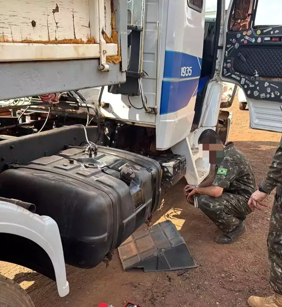 Investigação leva a apreensão de carretas e bloqueio de R$ 1 milhão do tráfico