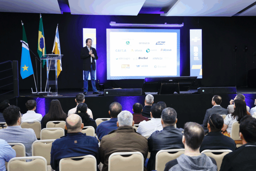Em Dourados, Encadear Summit gera mais de R$ 17,4 milhões em expectativas de negócios Em Dourados, Encadear Summit gera mais de R$ 17,4 milhões em expectativas de negócios