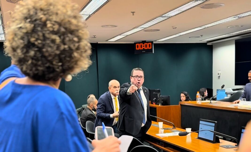 Imagem do WhatsApp de 2025-10-28 à(s) 21.08.56_51d79f2e