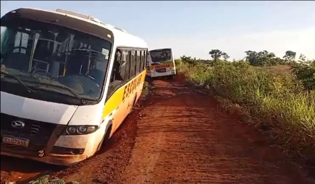 onibus_escolar_anhndui