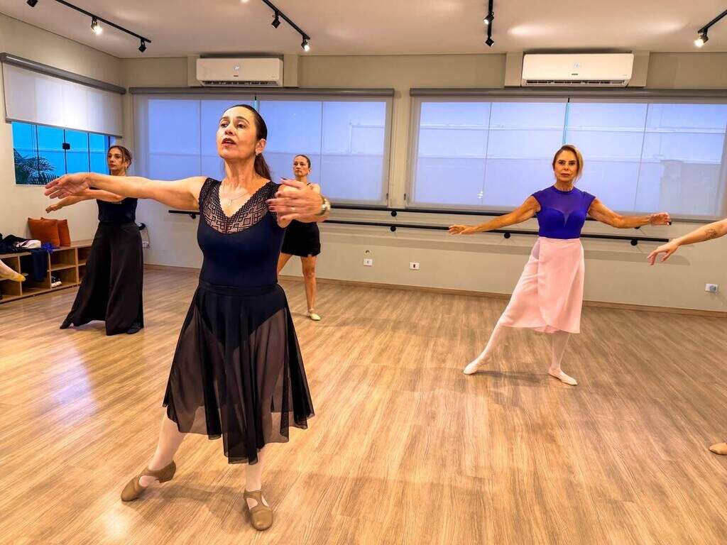 Depois dos 50 anos, elas encaram balé e os sonhos deixados para trás