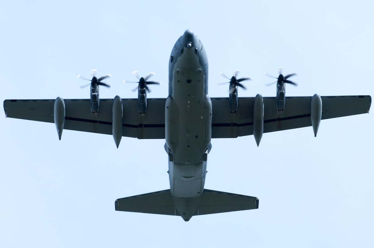 Aeronave HC-130J, da Força Aérea dos Estados Unidos (USAF), está na Base Aérea de Campo Grande