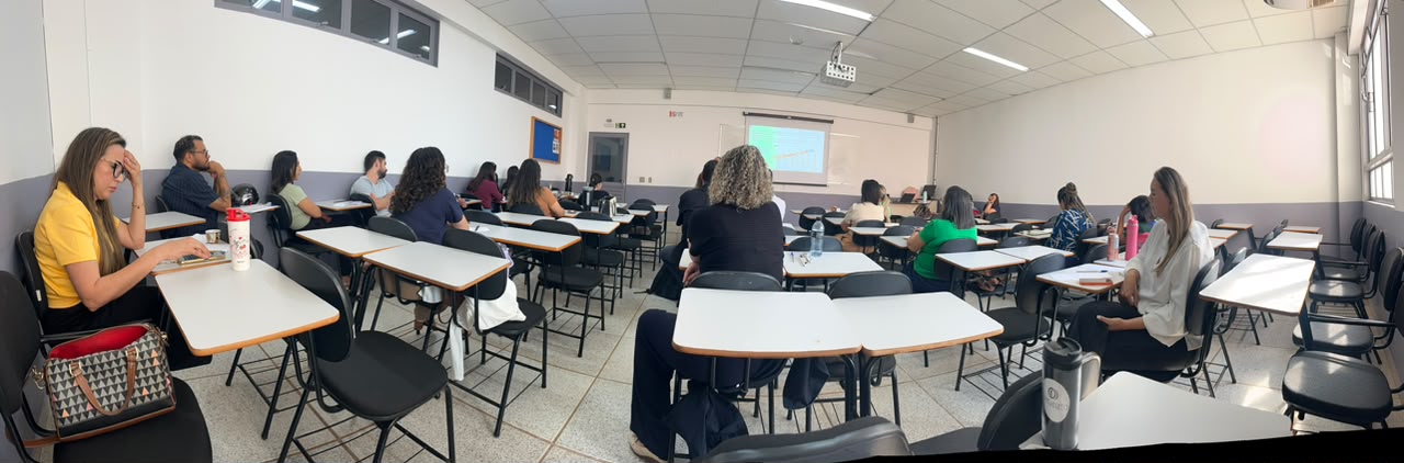 Oficina de Preceptoria reúne programas de residência de Dourados para fortalecer formação no SUS Oficina de Preceptoria reúne programas de residência de Dourados para fortalecer formação no SUS