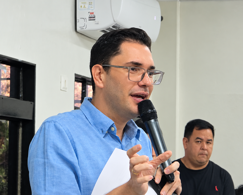 Prefeitura promete entregar apartamentos da Vila dos Idosos até dezembro Prefeitura promete entregar apartamentos da Vila dos Idosos até dezembro