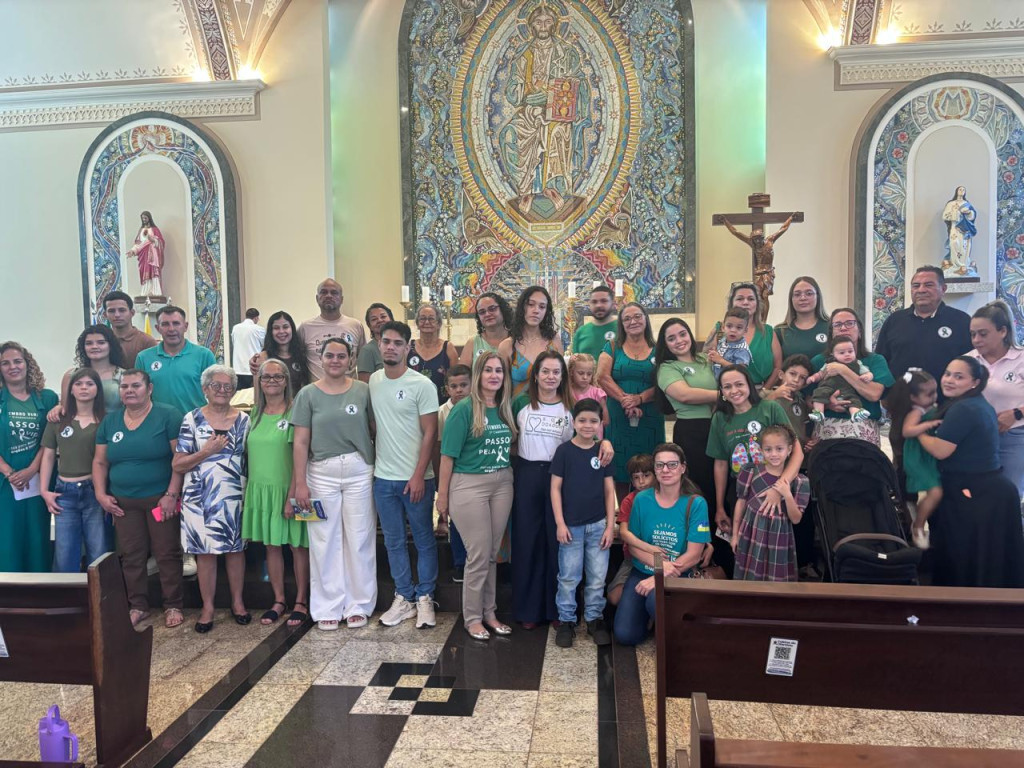 Famílias de doadores de órgãos são homenageadas durante missa em Dourados Famílias de doadores de órgãos são homenageadas durante missa em Dourados