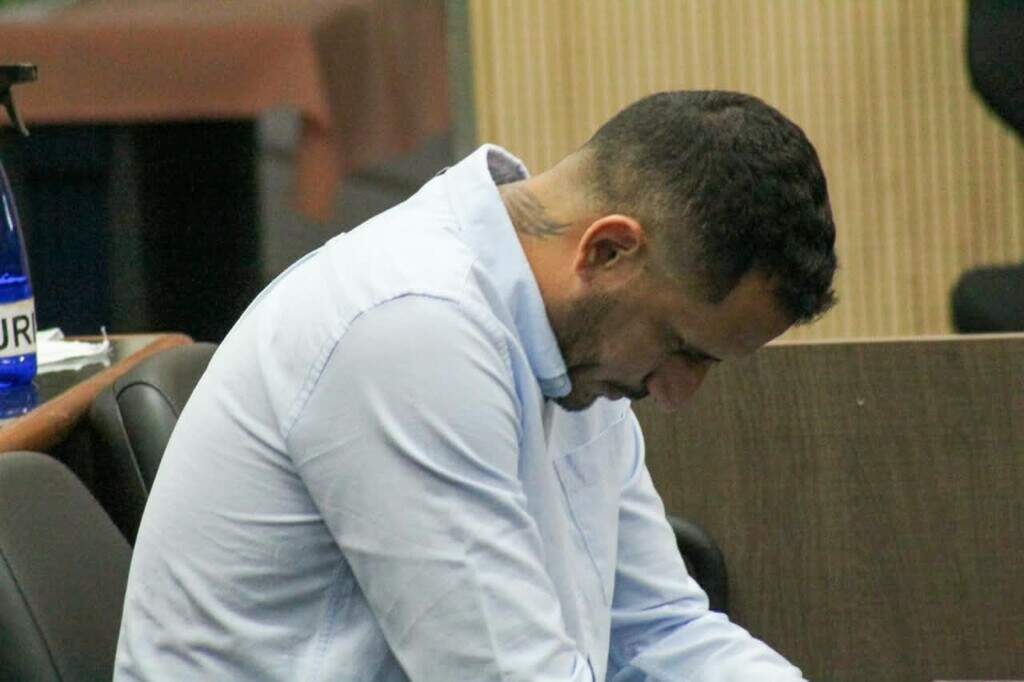 Filho é condenado por perseguir e matar vizinho para “defender” pai de briga