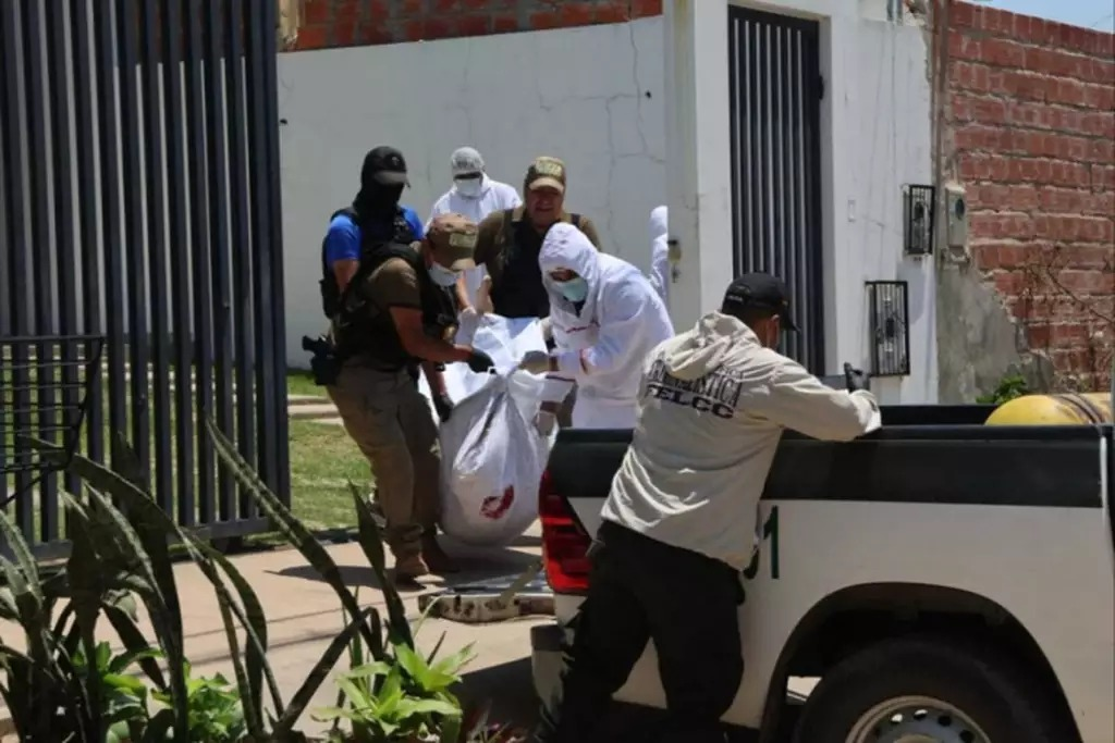 Paraguaia que viu execução de brasileiros é acusada de envolvimento no crime Paraguaia que viu execução de brasileiros é acusada de envolvimento no crime