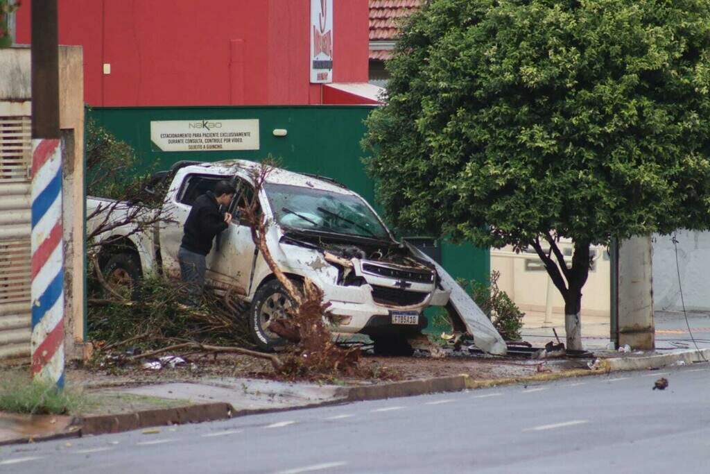 Militar disse que estava a 65 km/h, e avançou sinal por "medo de levar tiro" Militar disse que estava a 65 km/h, e avançou sinal por "medo de levar tiro"