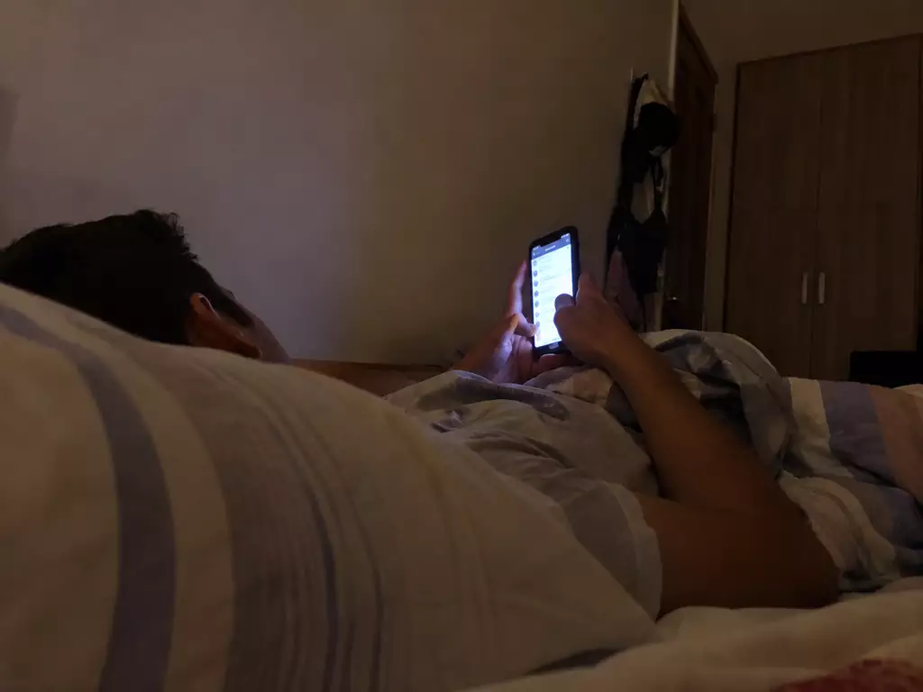 Do tereré ao celular, hábitos do dia podem custar uma noite de sono Do tereré ao celular, hábitos do dia podem custar uma noite de sono