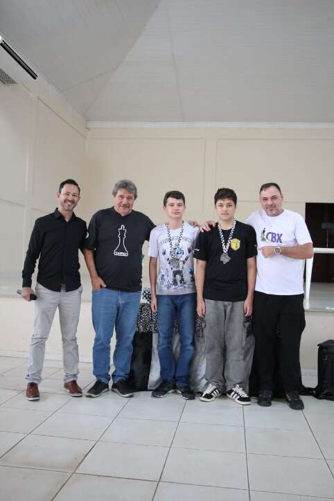 Paraguaios são campeões absolutos do Aberto do Brasil de Xadrez em MS Paraguaios são campeões absolutos do Aberto do Brasil de Xadrez em MS