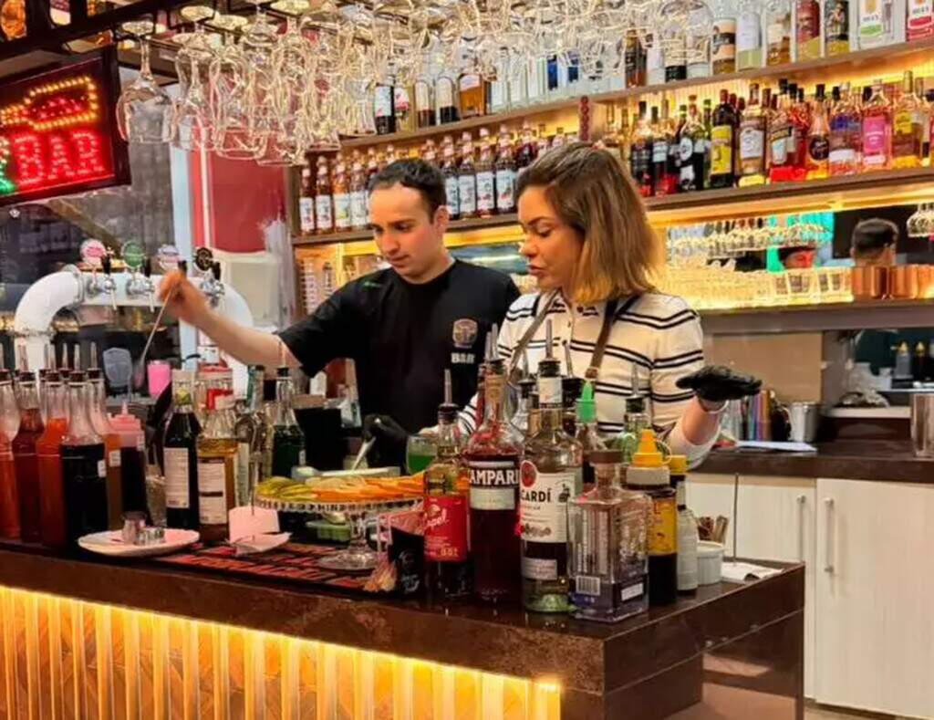 Drink que dá para comer? Bia aposta em coquetéis diferentes para o verão