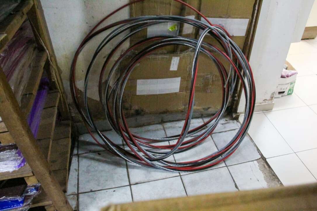 Onda de furtos de fios deixa comerciantes inseguros no Centro Onda de furtos de fios deixa comerciantes inseguros no Centro