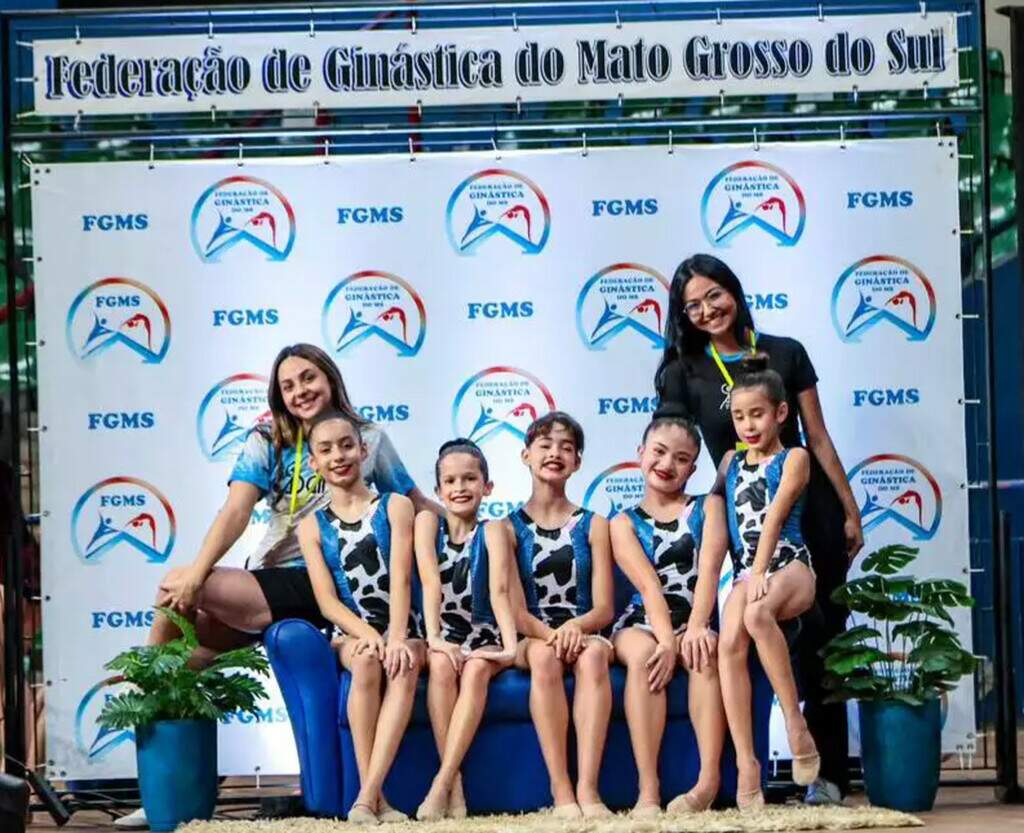 Bazar arrecada recursos para levar 11 atletas de MS à competição de ginástica Bazar arrecada recursos para levar 11 atletas de MS à competição de ginástica