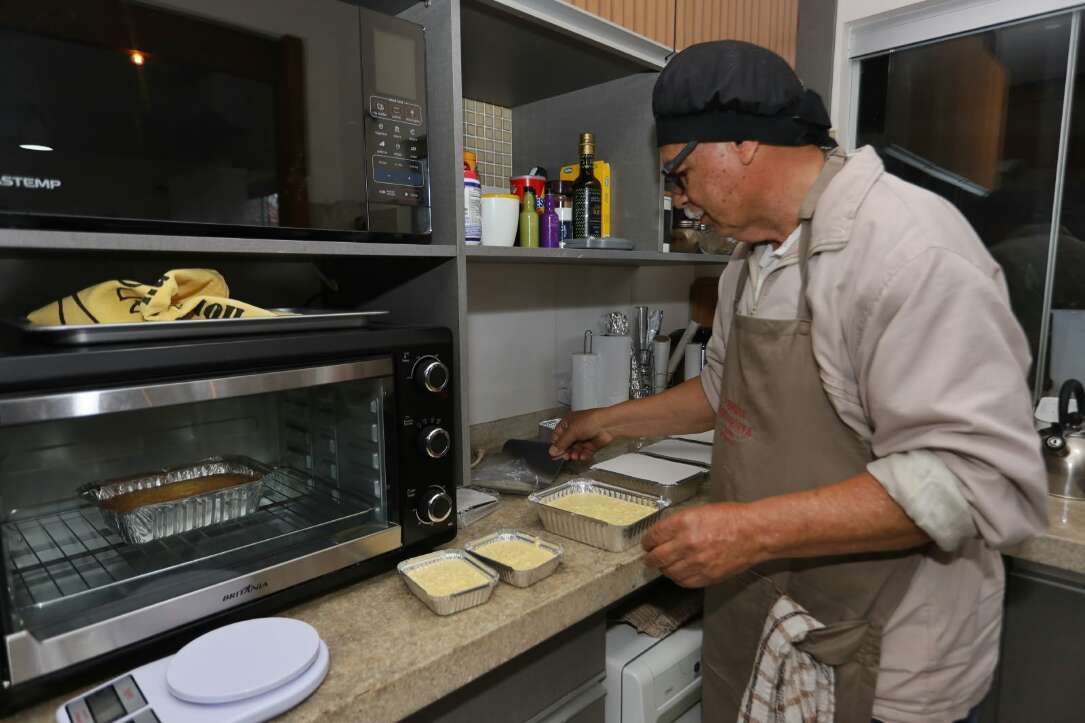 Sopa e chipa paraguaia fazem Juan voltar à ativa aos 71 anos