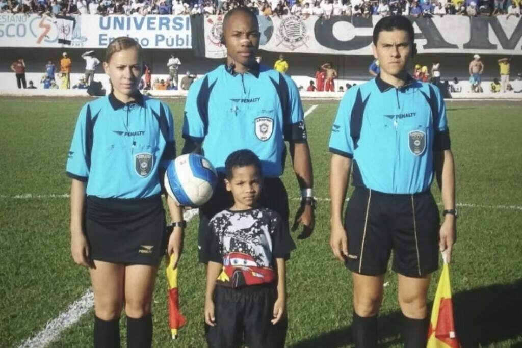 Pai e filho vão dividir gramado como árbitros em partida de estreia da Copa MS