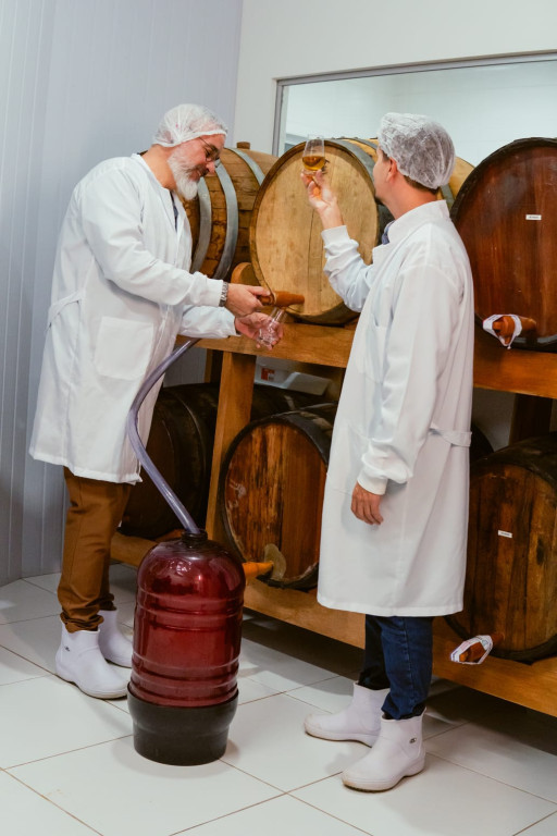 Cachaça de Bonito conquista terceiro lugar em prêmio nacional da CNA Cachaça de Bonito conquista terceiro lugar em prêmio nacional da CNA