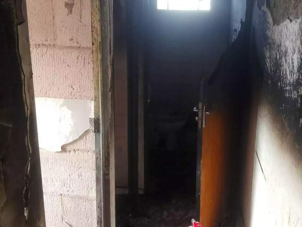 Incêndio em apartamento matou cão, gato e deixou família sem ter onde morar