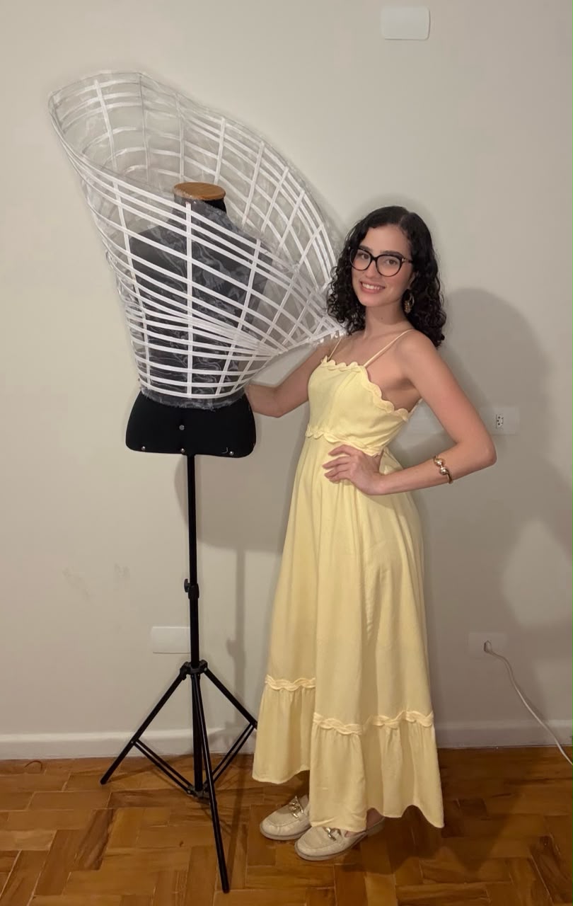 Estilista douradense leva inclusão e identidade brasileira à London FashionWeek, na Europa Estilista douradense leva inclusão e identidade brasileira à London FashionWeek, na Europa