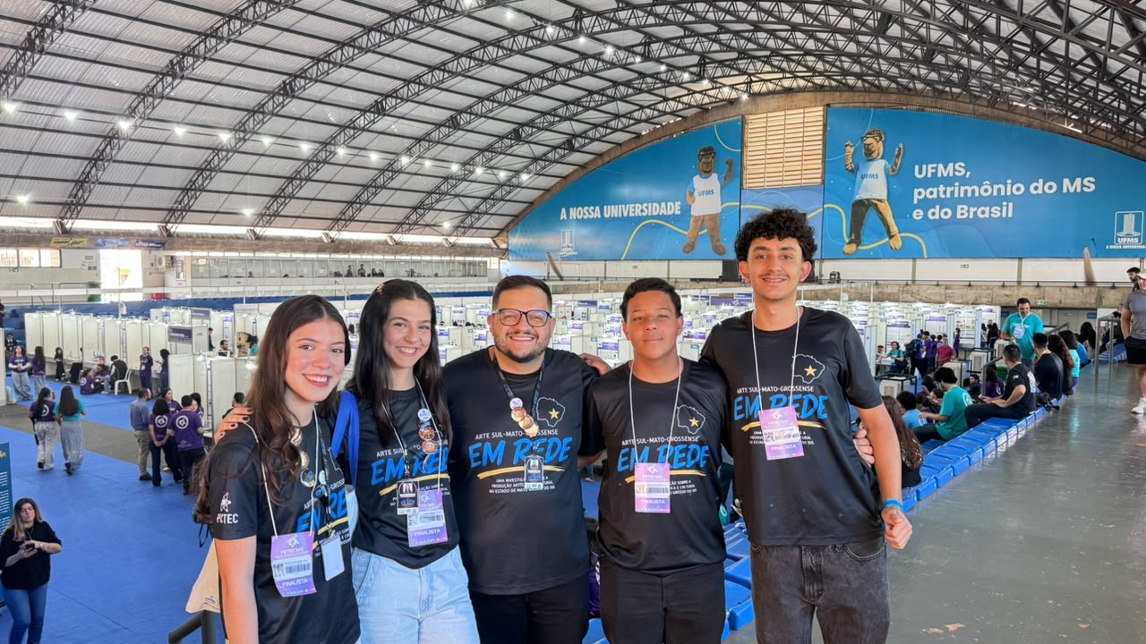 Escola de Dourados é premiada em feira de tecnologia em MS Escola de Dourados é premiada em feira de tecnologia em MS