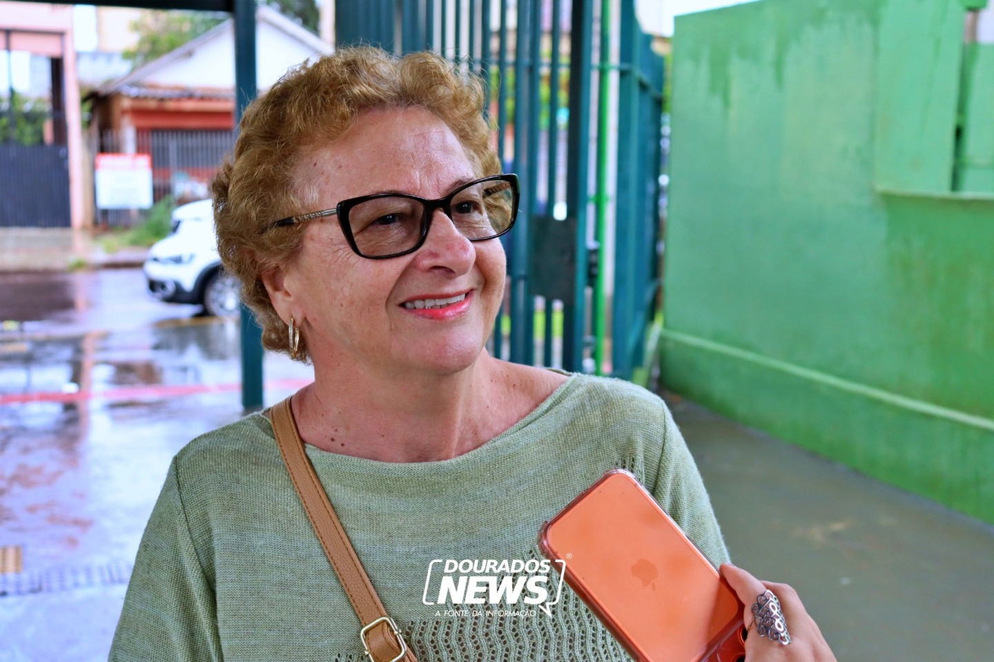 Com escolha apenas para presidência, votação flui rapidamente em Dourados Com escolha apenas para presidência, votação flui rapidamente em Dourados