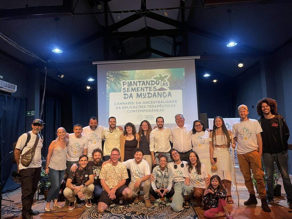 Cannabis entra na roda para falar de cuidados e arte na Casa de Cultura Cannabis entra na roda para falar de cuidados e arte na Casa de Cultura