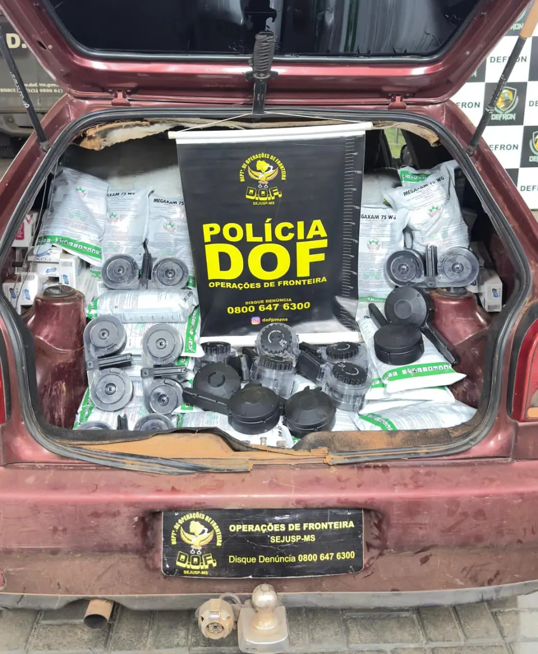 DOF intercepta comboio com drogas, armas, cigarros, agrotóxicos e pneus em Dourados