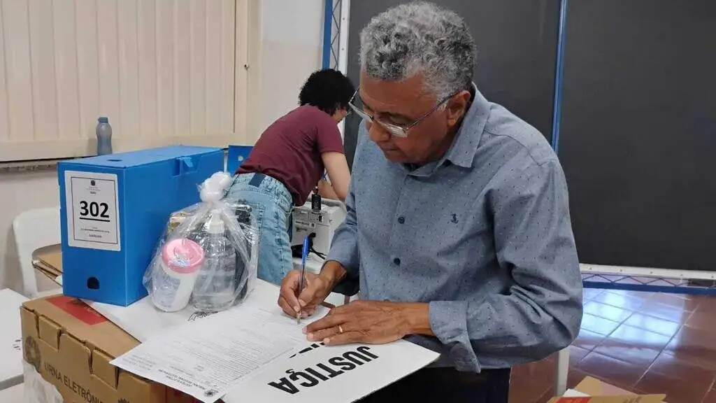 Logística eleitoral entra na reta final com entrega de urnas para o 2º turno Logística eleitoral entra na reta final com entrega de urnas para o 2º turno