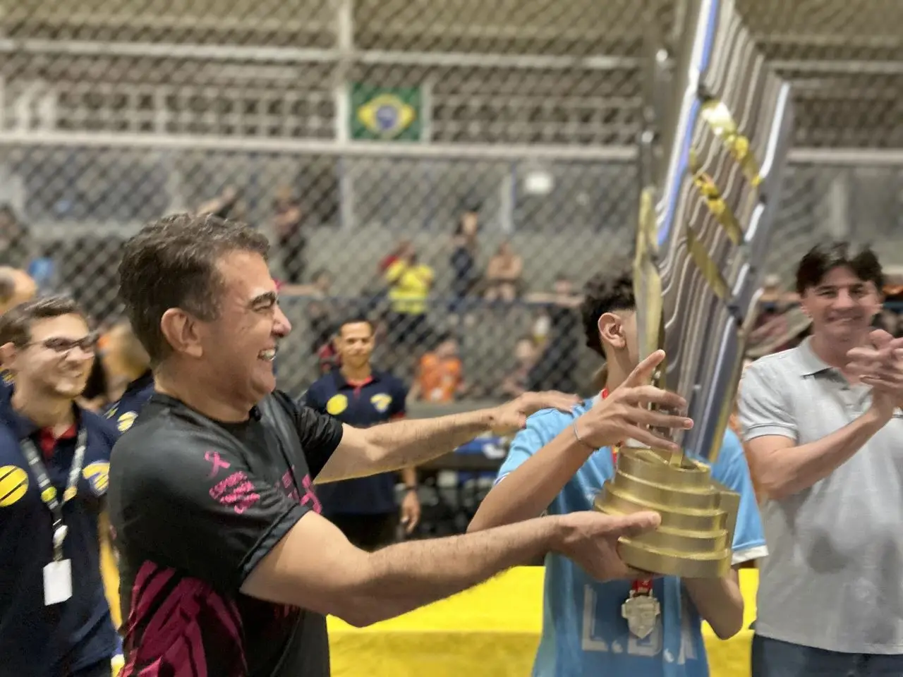 Nas finais Copa da Juventude, prefeito destaca apoio ao esporte douradense