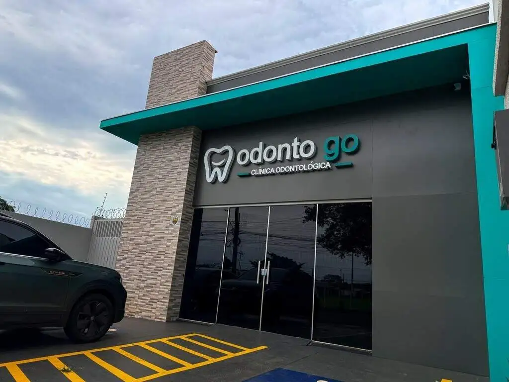 Do canal ao implante, clínica reúne tratamentos odontológicos no Aero Rancho Do canal ao implante, clínica reúne tratamentos odontológicos no Aero Rancho